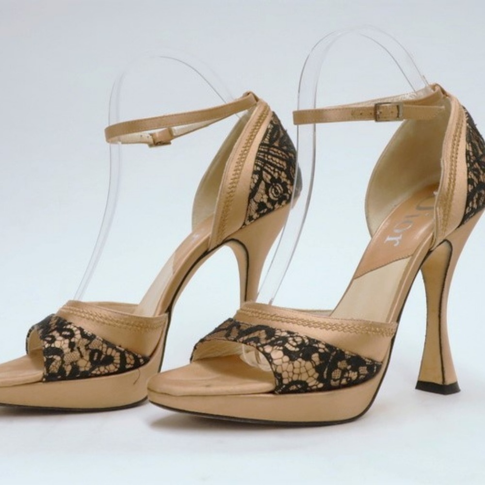 Christian Dior Satin and Lace Sandal Nude/Black - Picture 3 of 8
